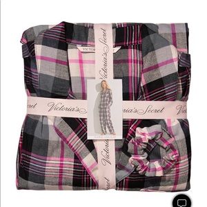 Victoria’s Secret Flannel PJ Set